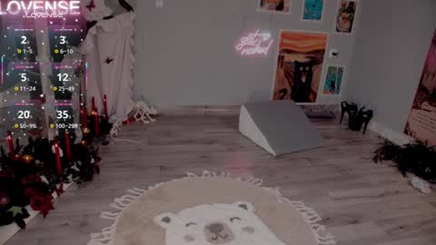 NONA    follow online show from November 2, 7:01 am