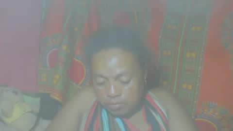 carinesexy69 online show from February 14, 7:33 pm