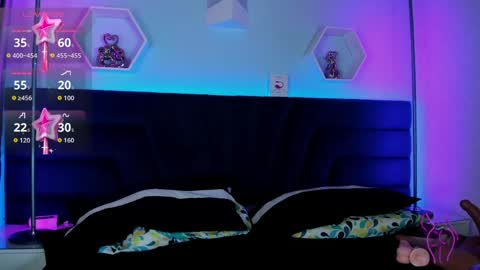 carla online show from April 19, 6:24 am