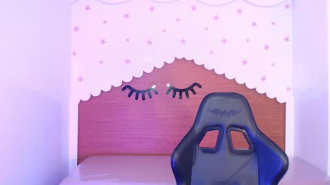 CARLYE   online show from November 22, 4:04 am