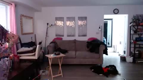 Carlie online show from December 1, 9:17 pm