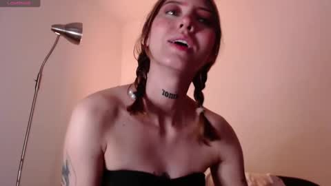 carmennrusso online show from January 29, 4:15 am