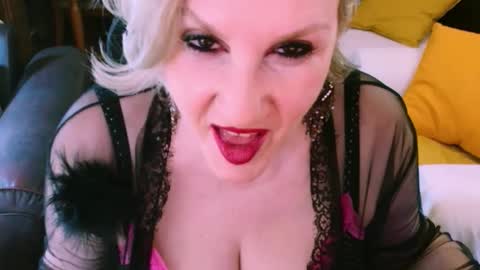 Snapshot of carmenrossi chatting on March 12, 8:30 am Carmen online show from March 12, 8:30 am