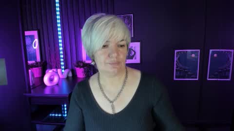 Carmen online show from November 16, 8:53 pm