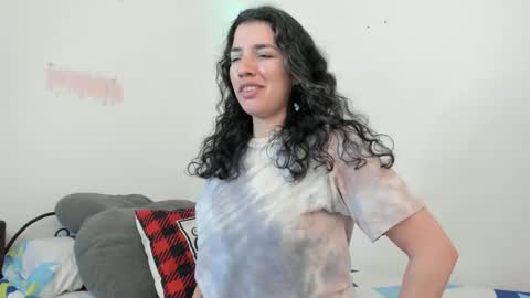 Snapshot of carmesix__ chatting on December 3, 8:39 pm carmesix__ online show from December 3, 8:39 pm