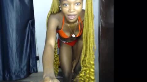 caroline online show from November 8, 4:50 am