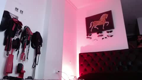 Soft Carolina online show from May 20, 11:35 pm