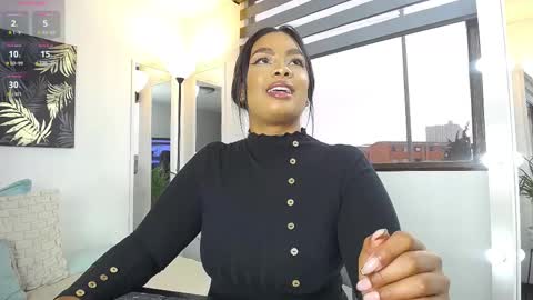 C A R O L I N E online show from February 12, 12:33 pm