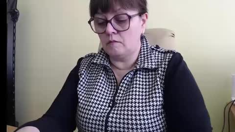 CarolineDream  online show from February 26, 6:30 am