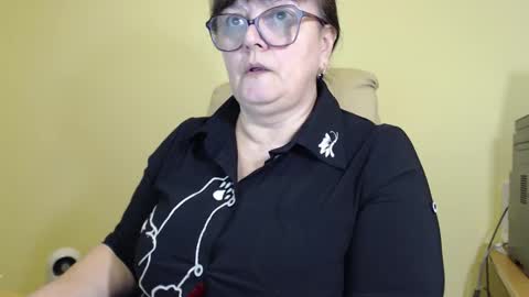 CarolineDream  online show from October 10, 7:13 am