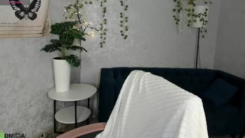 CarolineRichter online show from March 6, 3:12 am