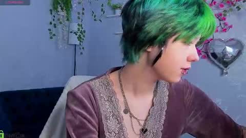 CarolineRichter online show from March 8, 2:37 am