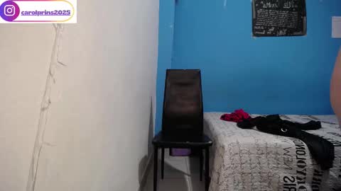 Carolinhe  online show from March 28, 4:17 pm