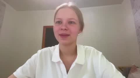carolynesturino online show from July 8, 8:05 am