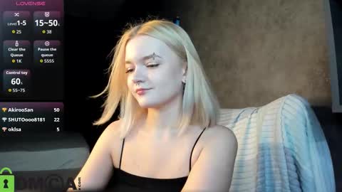 Carrie foster online show from September 26, 4:37 pm