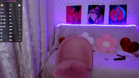 Your 3 online show from April 15, 7:58 pm