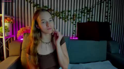 Casey sweeet online show from February 2, 9:19 am