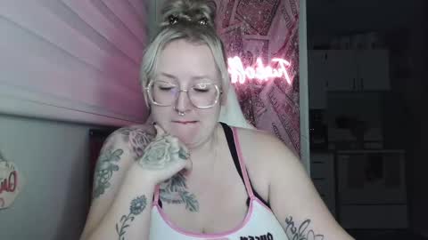 cashbratbrynn online show from October 29, 10:41 am