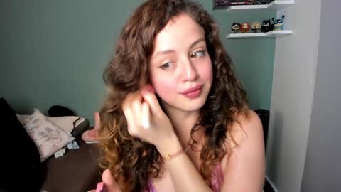 Cassie online show from December 9, 7:39 pm