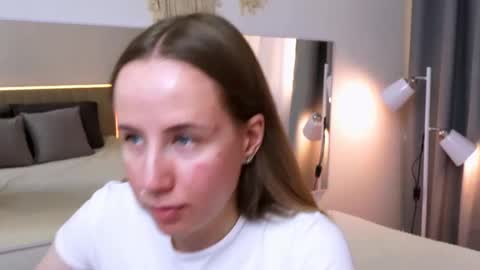 Snapshot of cassie_kelman chatting on October 3, 9:31 pm Cassie online show from October 3, 9:31 pm