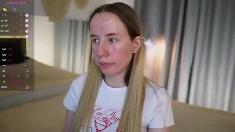 Snapshot of cassie_kelman chatting on March 5, 9:28 pm Cassie online show from March 5, 9:28 pm