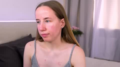 Snapshot of cassie_kelman chatting on September 14, 9:34 pm Cassie online show from September 14, 9:34 pm