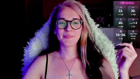 Ellie online show from January 11, 9:46 pm