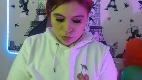 Snapshot of cata__gutierrez_ chatting on January 6, 3:08 pm Cata online show from January 6, 3:08 pm