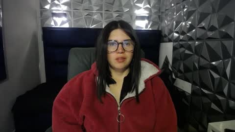 cata black online show from April 15, 1:11 pm