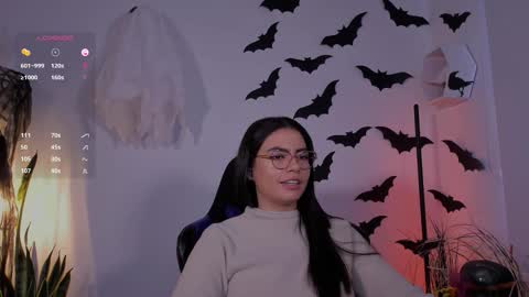 MACARENA online show from October 22, 8:36 pm