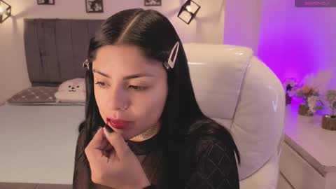 Snapshot of catalina_naughtyy chatting on October 19, 12:40 pm Catalina online show from October 19, 12:40 pm