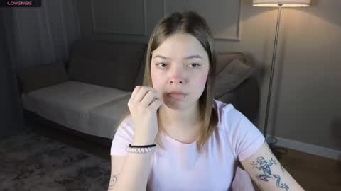 Pat online show from April 15, 9:43 am