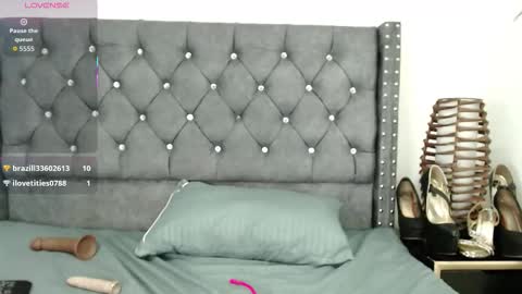 cathalina online show from December 18, 3:39 pm