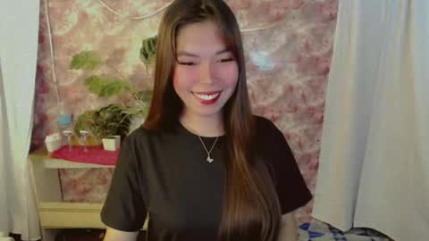 catherine_365 online show from May 9, 9:17 pm