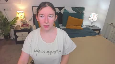 Catrin online show from November 17, 8:15 am