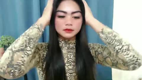 Snapshot of cathy_ho chatting on January 23, 12:09 pm cathy_ho online show from January 23, 12:09 pm