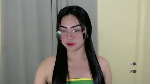 Snapshot of cathy_ho chatting on March 12, 3:40 pm cathy_ho online show from March 12, 3:40 pm