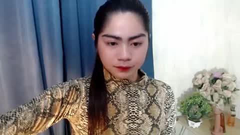 Snapshot of cathy_ho chatting on January 20, 10:40 am cathy_ho online show from January 20, 10:40 am