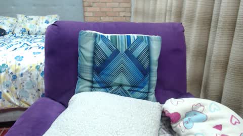 Snapshot of catsexirine chatting on September 14, 3:37 am katherine online show from September 14, 3:37 am