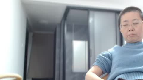 ANNYANNY online show from March 29, 3:00 pm