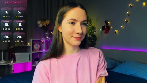 Josie Manesi online show from February 8, 7:16 pm