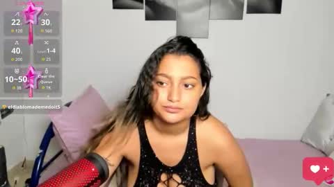 Snapshot of celeste_l29 chatting on October 5, 2:22 pm celeste online show from October 5, 2:22 pm