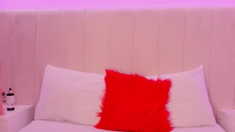 celestebellmont online show from December 3, 12:40 pm