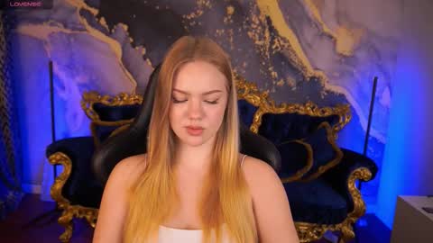 celestenoirr online show from November 6, 7:47 am