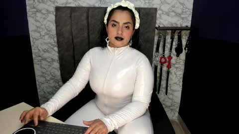 Snapshot of celestte_sweet chatting on January 7, 9:50 am online show from January 7, 9:50 am