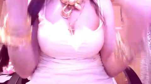 Cerise online show from March 14, 4:02 am