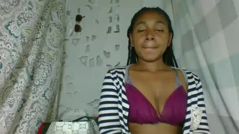 Snapshot of cettehot chatting on October 10, 6:57 pm cette soa online show from October 10, 6:57 pm