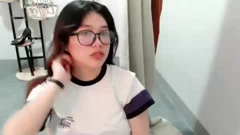 chakadal_xx online show from February 9, 1:57 pm