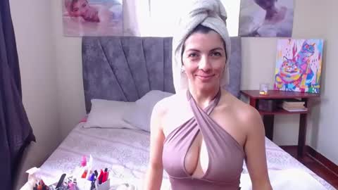 chanel online show from April 25, 3:09 pm