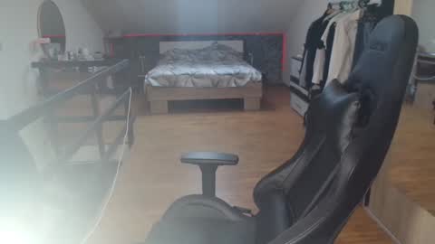 Stephanieblisss online show from November 22, 11:57 am